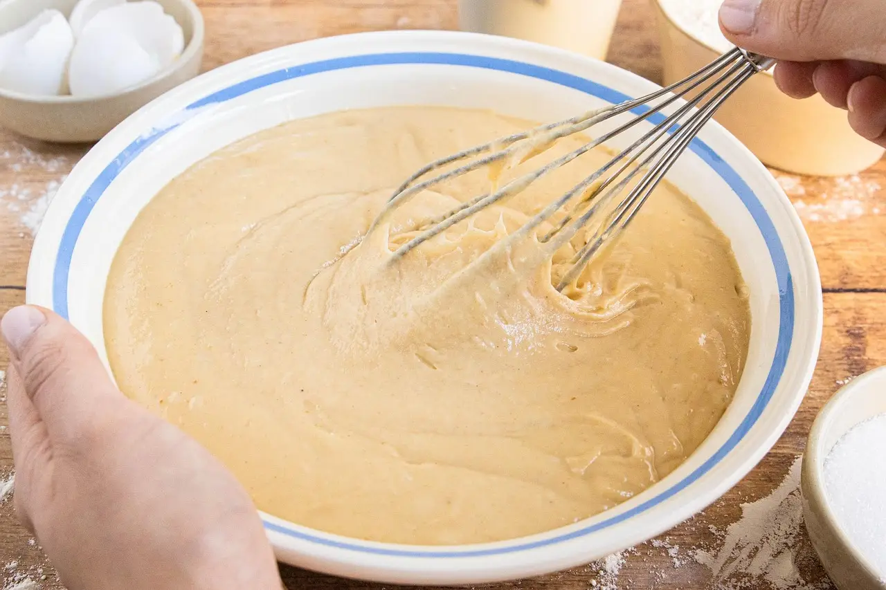 Come preparare la torta capibara virale su TikTok con il ripieno di arachidi e cioccolato Immagine selezionata